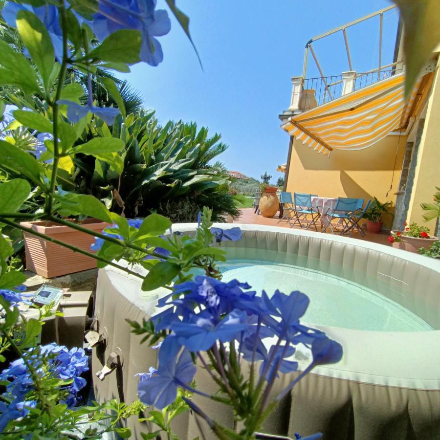 Chez Luis Apartment Imperia Exterior photo