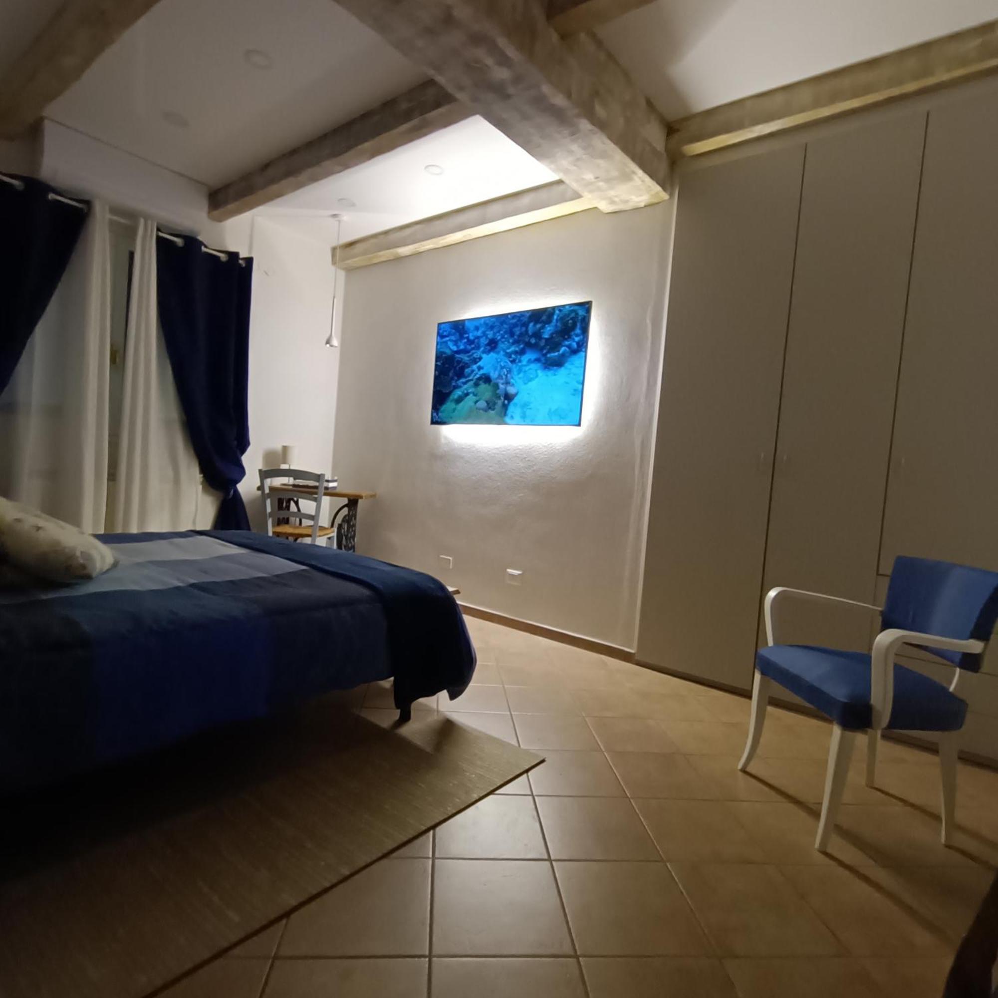 Chez Luis Apartment Imperia Room photo